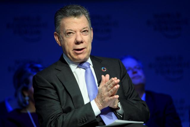 Hechos corruptos de la administración de Santos, denuncia el ex presidente Uribe.