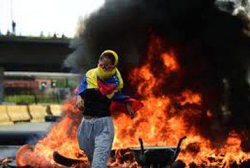Asamblea avanza con sesiones y protestas en Venezuela, el  Régimen arremete contra la OEA y diputados.