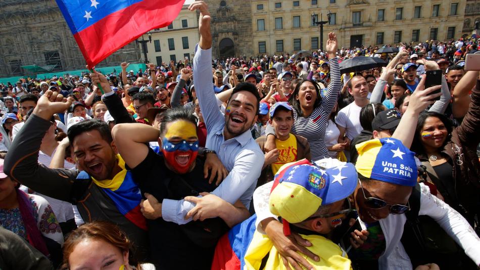 Venezolanos dispuestos a poner freno este domingo 16 de julio a la tiranía de Maduro