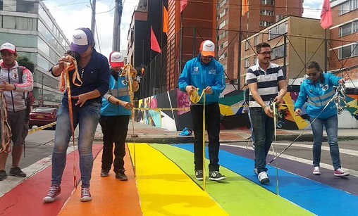Peñalosa quiso violar la norma y el derecho de todos pintando cebras Lgtb en Bogotá: Concejal Ramírez lo entuteló