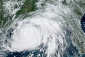 300.000 usuarios sin energía eléctrica, por huracán Ida en Port Fourchon, Louisiana.