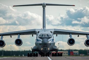 Con equipo especializados y personal médico llegaron aviones rusos de evacuación a Kabul.