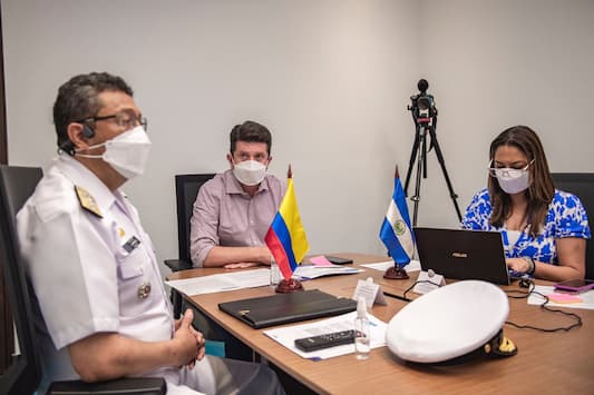 Colombia y el Salvador, trabajan juntos contra el problema mundial de las drogas que afecta a ambos paises.