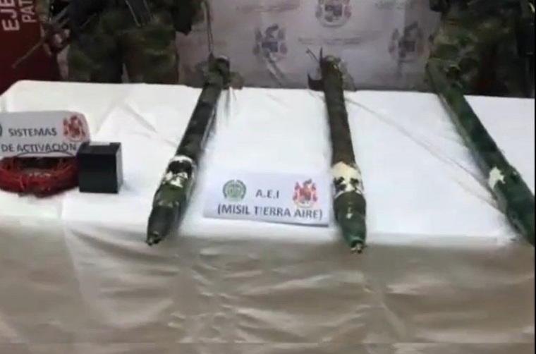 Gracias a la labor del Ejército y Policía, encuentran tres misiles en depósito ilegal en Morales, Cauca.