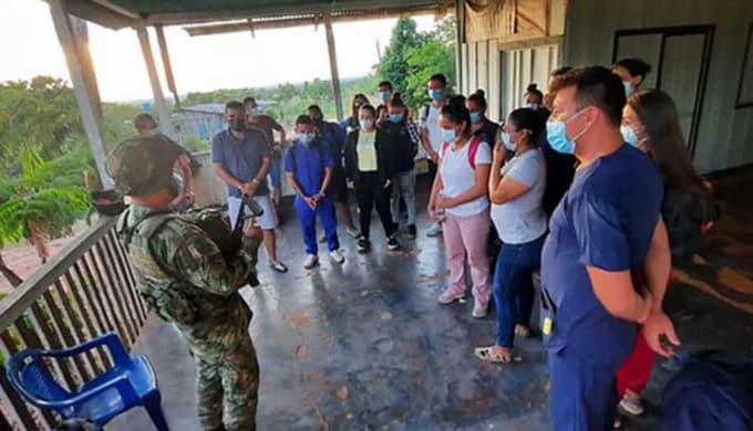 Ejército rescató a los 19 miembros de misión médica, que habían sido secuestrados por disidencia de Farc, en el Meta