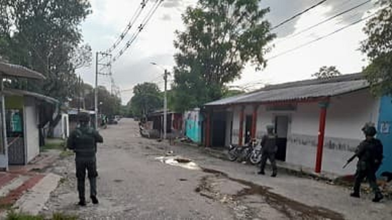 Terroristas del Frente 33 de las Farc serían los responsable de una explosión que causó pánico anoche en Los Pinos, afueras de Tibú