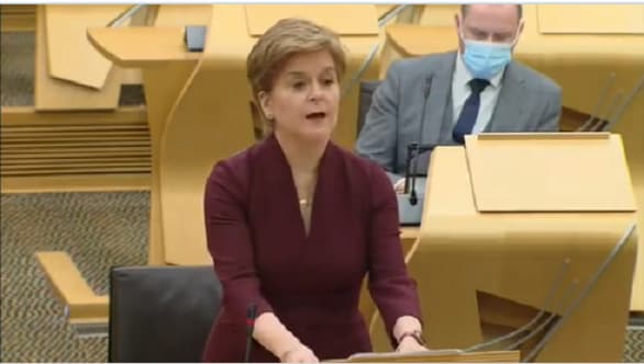 Las restricciones en Escocia sobre Omicron terminarán el lunes, dijo la Primera Ministra, Nicola Sturgeon