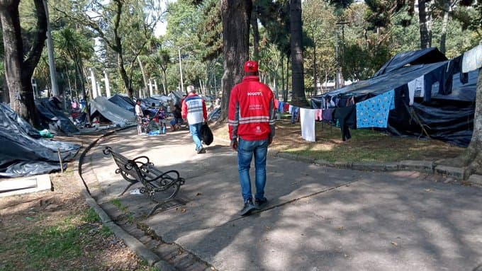 Funcionarios de la Alcaldía de Bogotá, Personería y Defensoría del Pueblo fueron sacados a palo por los indígenas del Parque Nacional