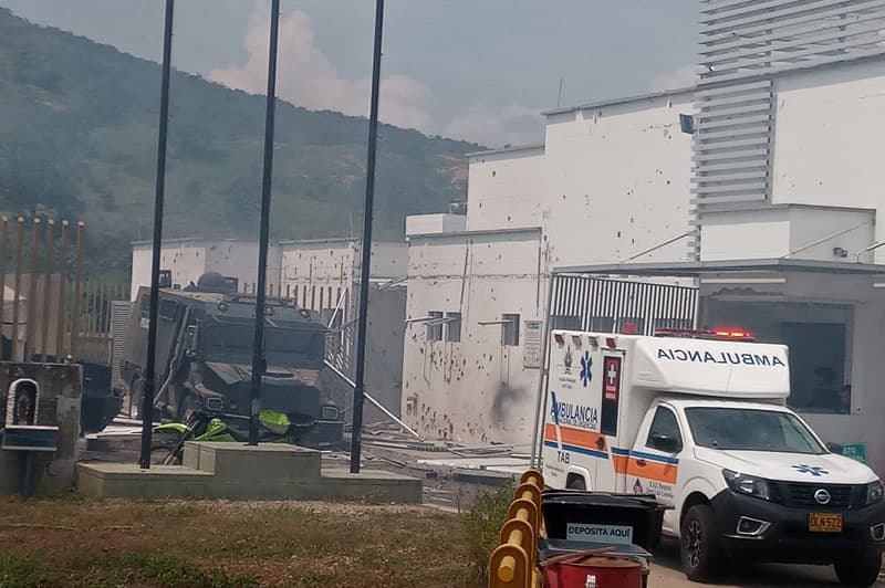 Ataque terrorista contra la Estación de Policía de El Zulia, Norte de Santander, dejó dos patrulleros heridos