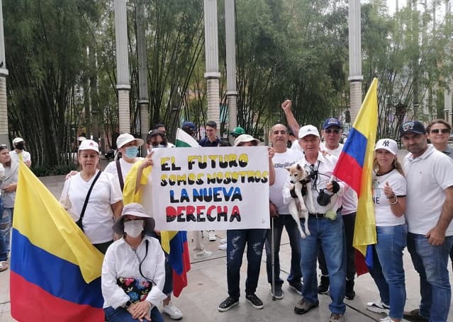 Colombianos salen a marchar hoy en varias ciudades del país contra la elección de Gustavo Petro