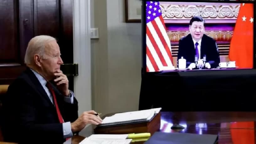Vía telefónica Xi Jinping advierte a Biden por Taiwán “Quien juegue con fuego se quemará”