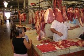 Impuesto del 10% al consumo de la carne dejaría a los más pobres sin una hilacha, y a los pequeños ganaderos más afectaciones