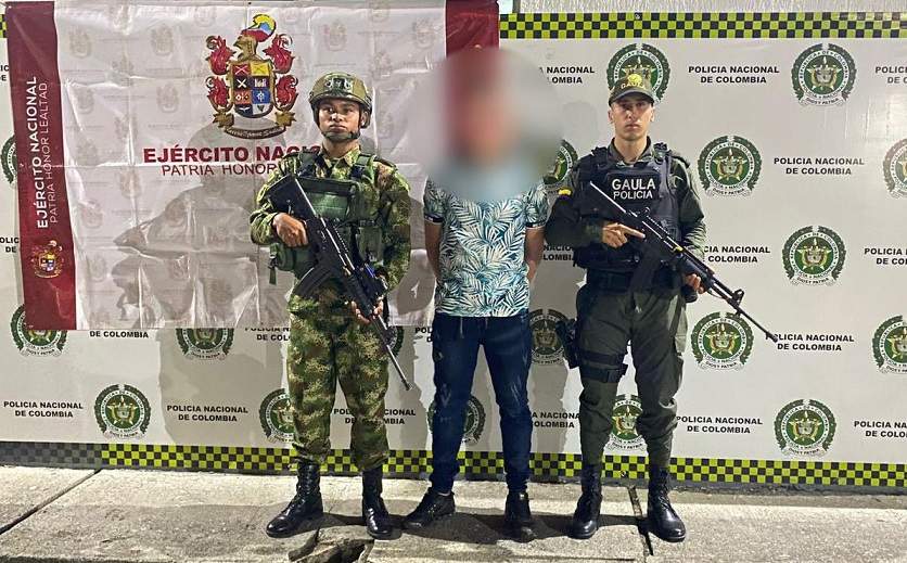 Ejercito y la Policía capturan a presunto integrante de la Adán Izquierdo de las Farc en el Valle del Cauca