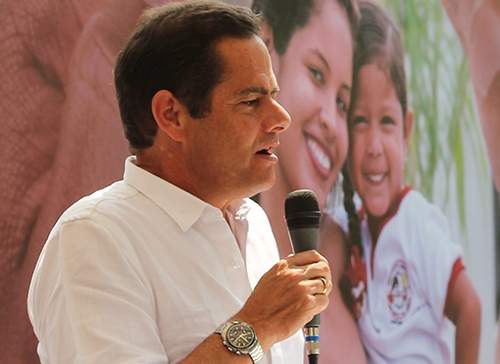 Banderas ideologizadas y propósitos políticos, en el proyecto que de manera subrepticia hizo tránsito en la Cámara de Representantes, denunció Germán Vargas Lleras